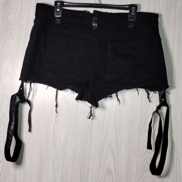 Killstar Contraband Black Women's Shorts - Picture 6 of 7